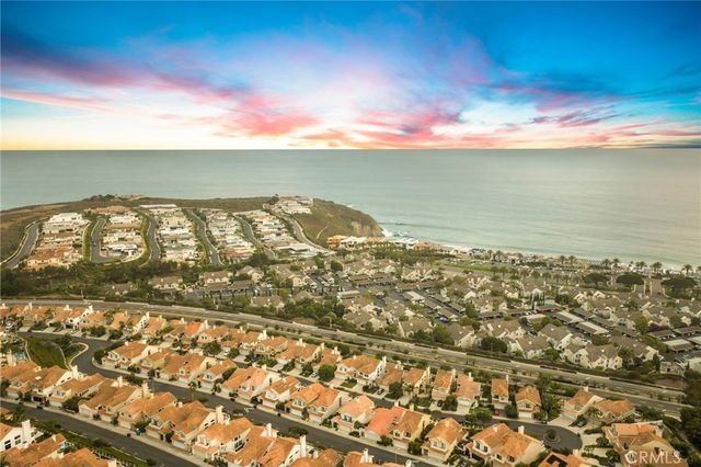 27 Palm Beach Court, Dana Point, CA 92629