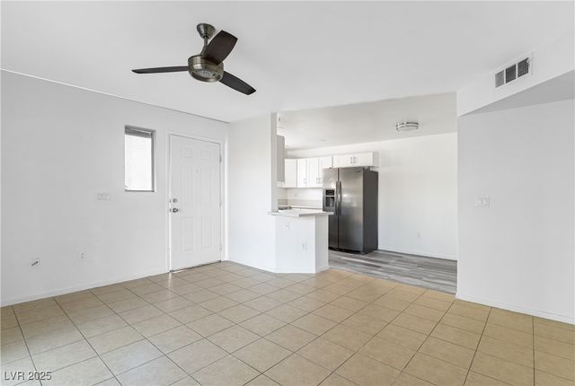 1504 Frank Aved Street 201, Las Vegas, NV 89110