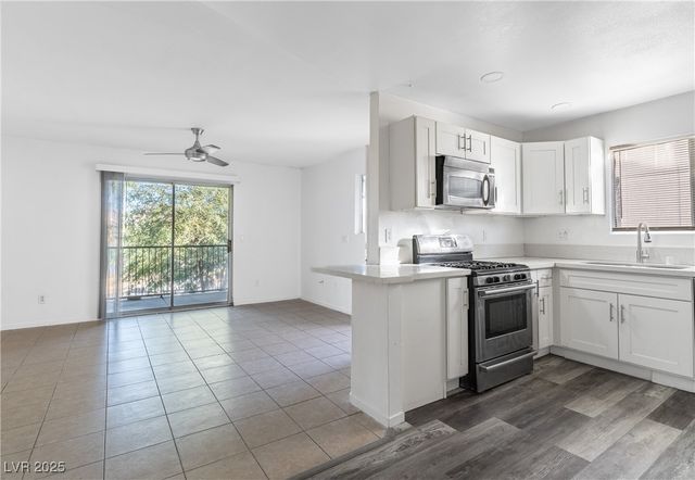 1504 Frank Aved Street 201, Las Vegas, NV 89110