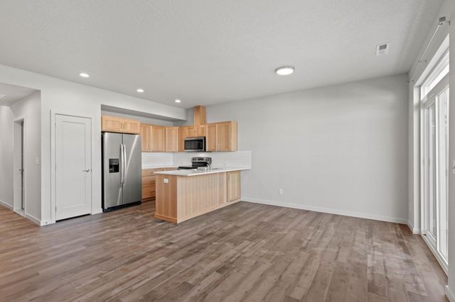 211 S Woodlawn Ln, Spokane Valley, WA 99216