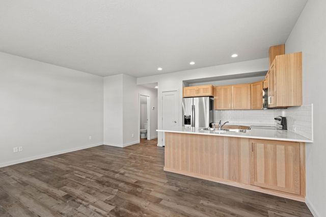 211 S Woodlawn Ln, Spokane Valley, WA 99216