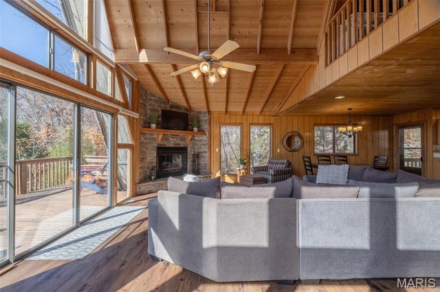 1163 Limberry Cove Drive, Innsbrook, MO 63390