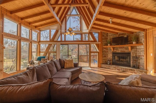 1163 Limberry Cove Drive, Innsbrook, MO 63390