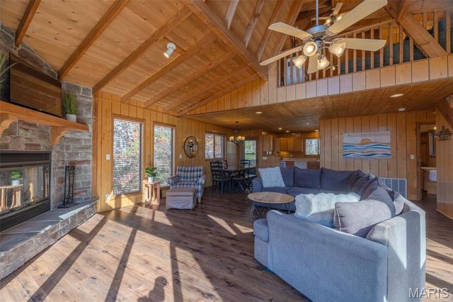 1163 Limberry Cove Drive, Innsbrook, MO 63390