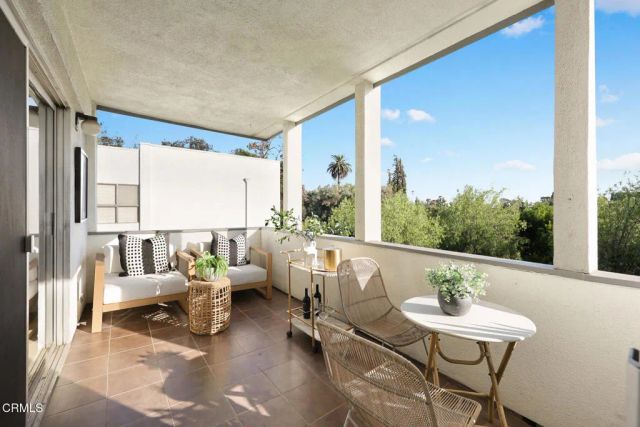 190 Arroyo Terrace 308, Pasadena, CA 91103