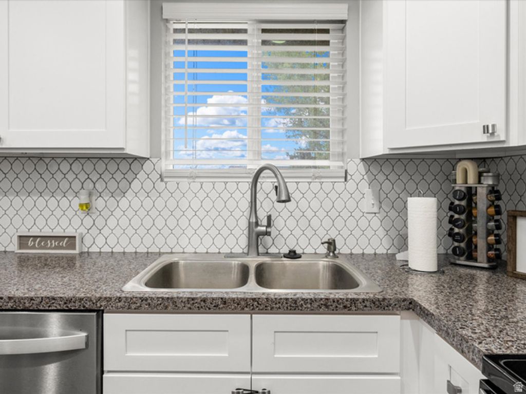 5079 S 2825 W, Roy, UT 84067 — photo 5