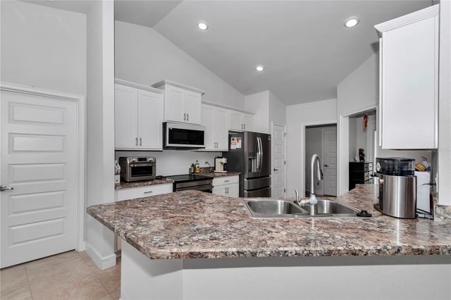 16 SPRING TRAIL, Ocala, FL 34472