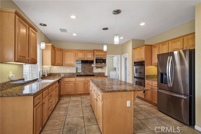 14427 Ashton, Riverside, CA 92508