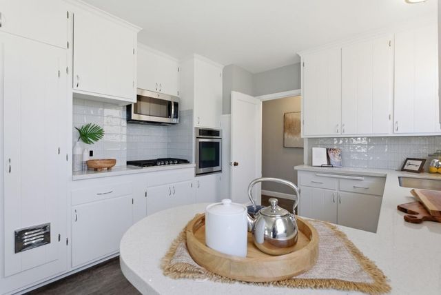 101 Edgeworth Avenue, Daly City, CA 94015