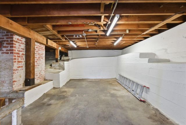 101 Edgeworth Avenue, Daly City, CA 94015