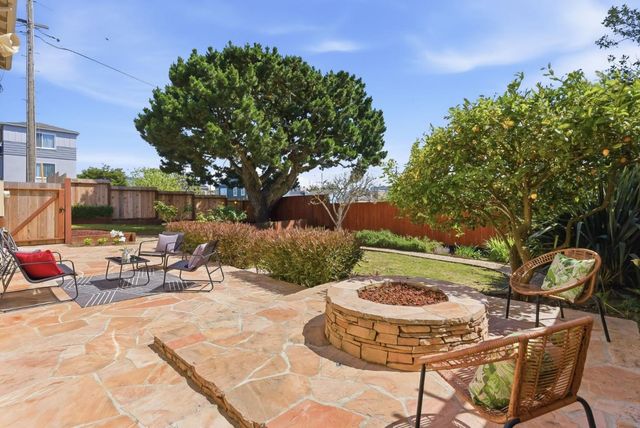 101 Edgeworth Avenue, Daly City, CA 94015