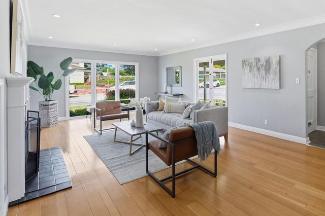 101 Edgeworth Avenue, Daly City, CA 94015