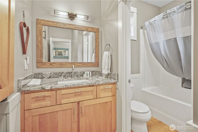 102 Firerock Lane, Oroville, WA 98844