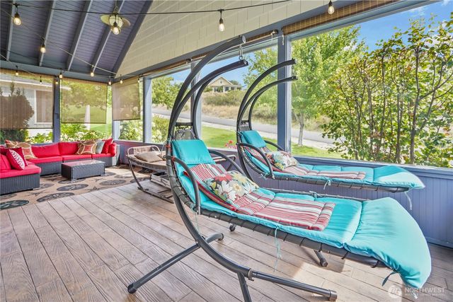 102 Firerock Lane, Oroville, WA 98844