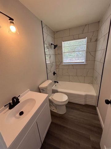 8600 Dreher, Little Rock, AR 72209