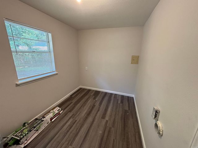 8600 Dreher, Little Rock, AR 72209