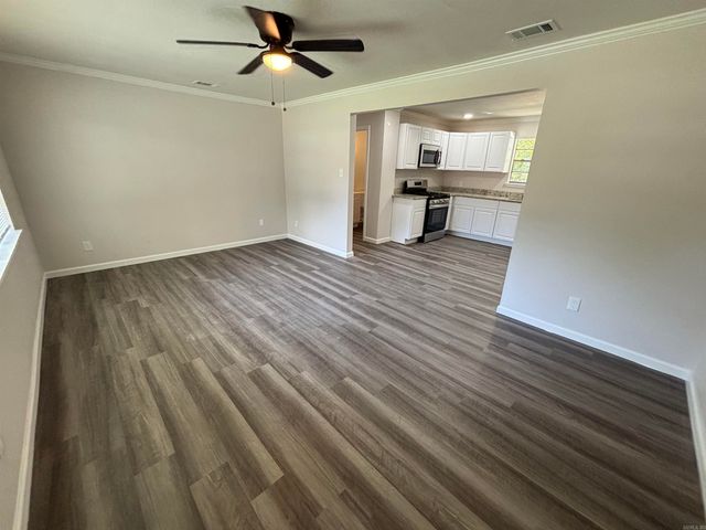 8600 Dreher, Little Rock, AR 72209