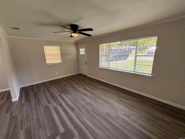 8600 Dreher, Little Rock, AR 72209