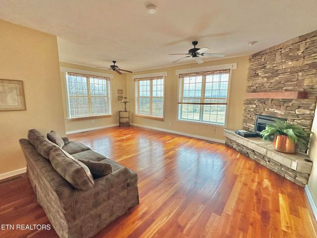 2562 Liberty Rd, Talbott, TN 37877