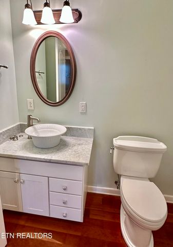 2562 Liberty Rd, Talbott, TN 37877