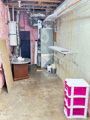 2562 Liberty Rd, Talbott, TN 37877