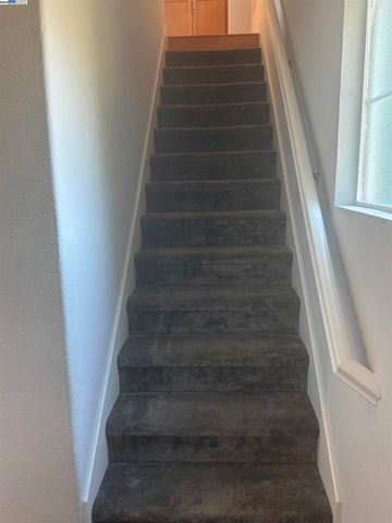 720 Grand Terrace, Hayward, CA 94541