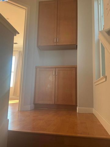 720 Grand Terrace, Hayward, CA 94541