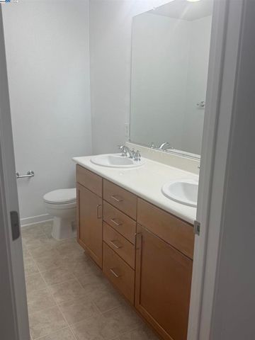 720 Grand Terrace, Hayward, CA 94541