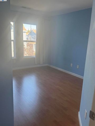 720 Grand Terrace, Hayward, CA 94541