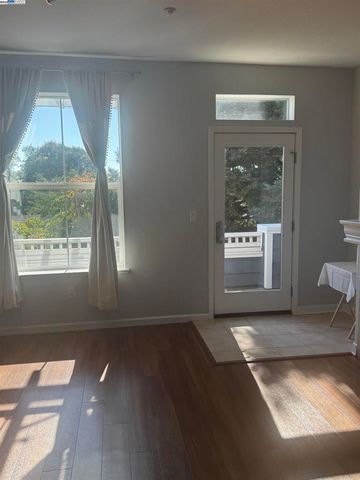 720 Grand Terrace, Hayward, CA 94541