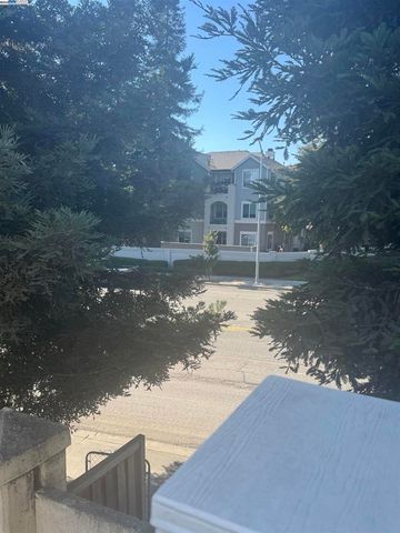 720 Grand Terrace, Hayward, CA 94541