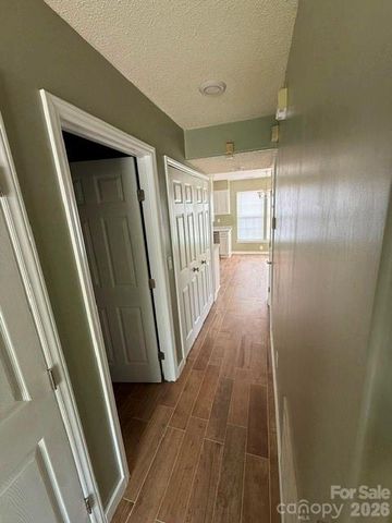 1141 Cureton Place, Charlotte, NC 28217