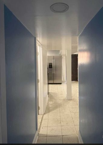 3931 W Grenshaw Street, Chicago, IL 60624