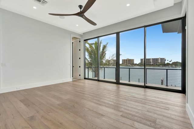 19696 Harbor Road N, Jupiter, FL 33469