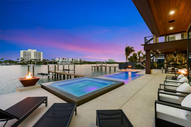 19696 Harbor Road N, Jupiter, FL 33469