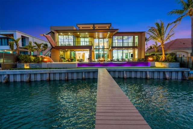 19696 Harbor Road N, Jupiter, FL 33469