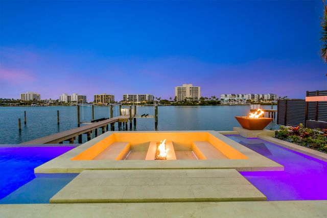 19696 Harbor Road N, Jupiter, FL 33469