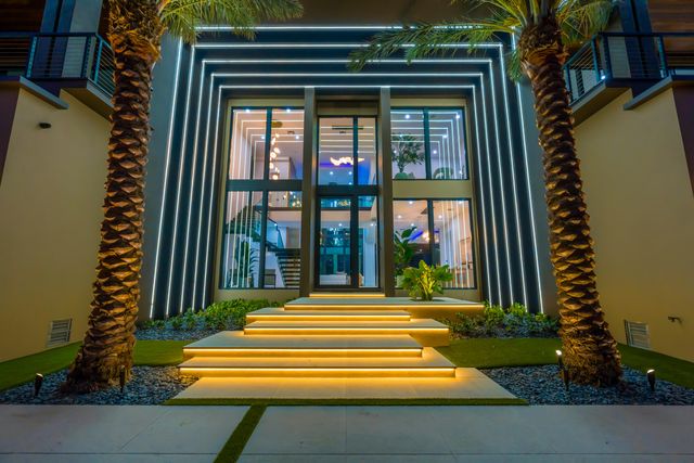 19696 Harbor Road N, Jupiter, FL 33469