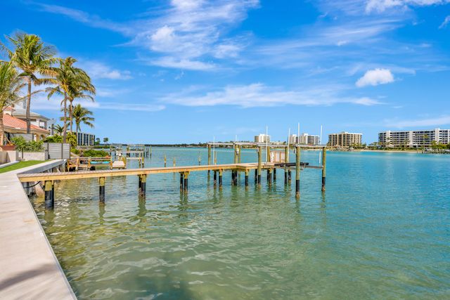 19696 Harbor Road N, Jupiter, FL 33469