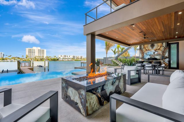 19696 Harbor Road N, Jupiter, FL 33469