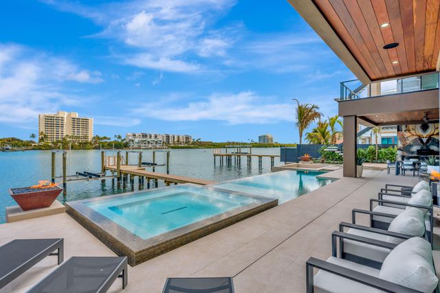 19696 Harbor Road N, Jupiter, FL 33469