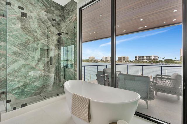 19696 Harbor Road N, Jupiter, FL 33469