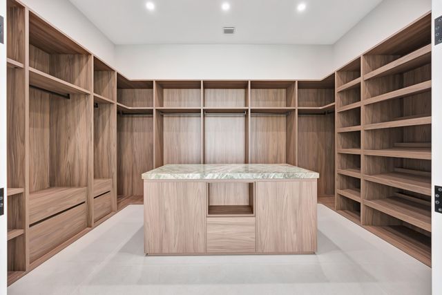 19696 Harbor Road N, Jupiter, FL 33469