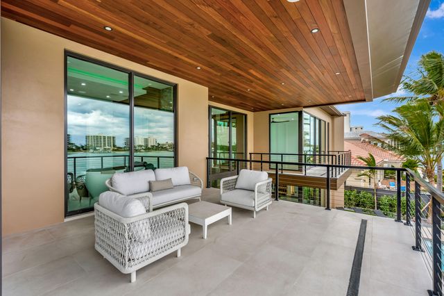 19696 Harbor Road N, Jupiter, FL 33469