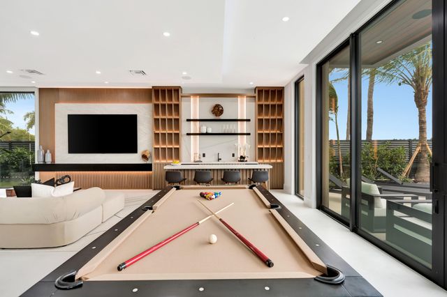 19696 Harbor Road N, Jupiter, FL 33469