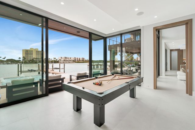 19696 Harbor Road N, Jupiter, FL 33469