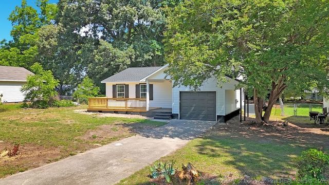 6416 Winter Park Drive, Fayetteville, NC 28304