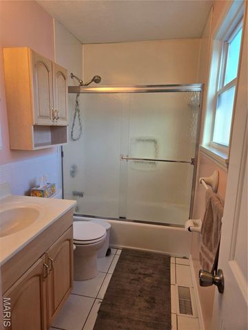 11706 Holly Springs Drive, Unincorporated, MO 63146