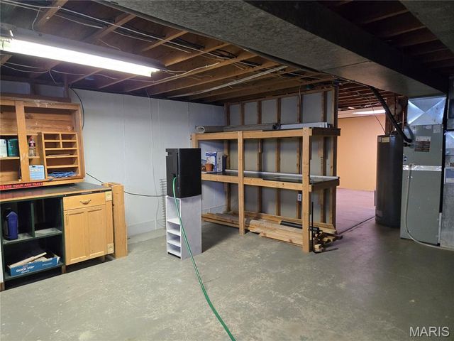 11706 Holly Springs Drive, Unincorporated, MO 63146