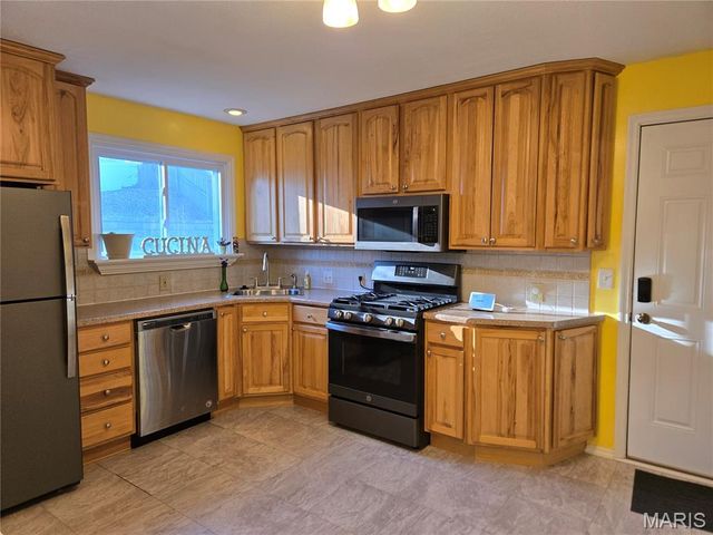 11706 Holly Springs Drive, Unincorporated, MO 63146